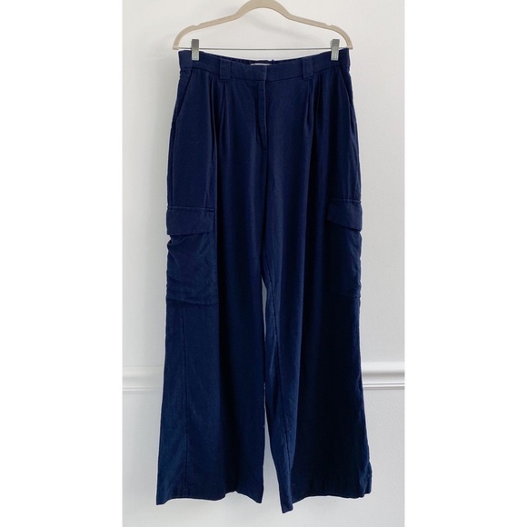 Abercrombie Navy Blue Linen Blend Cargo High Rise Wide Leg Pants - Picture 2 of 6